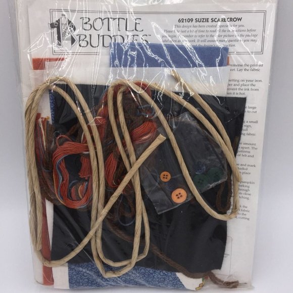 Suzie Scarecrow Dimensions Bottle Buddies Fall Autumn Thanksgiving Halloween - Picture 5 of 10